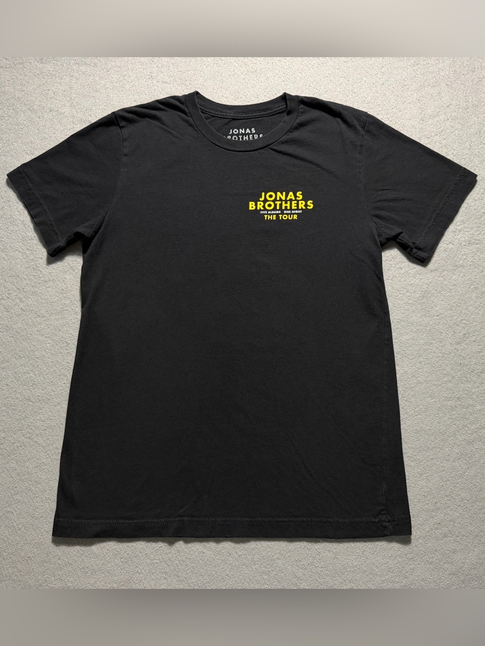 Jonas Brothers Five Albums One Night 2023 Tour T Shirt Medium Black Concert Tee
